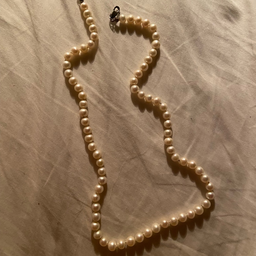 Pearl necklace